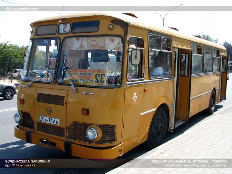 25 августа 2012 года, Николай Александров. 298 КБ ...