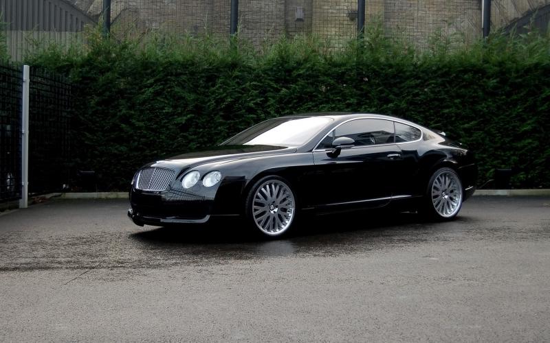Автомобиль Bentley, размер: 1920x1200 пикселей