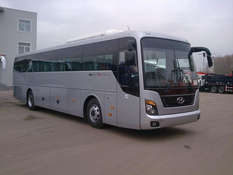 Hyundai Universe Luxury