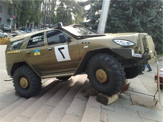 у нас в городе в том или етом году выганяли етот ВЕПР показать людям)и в...