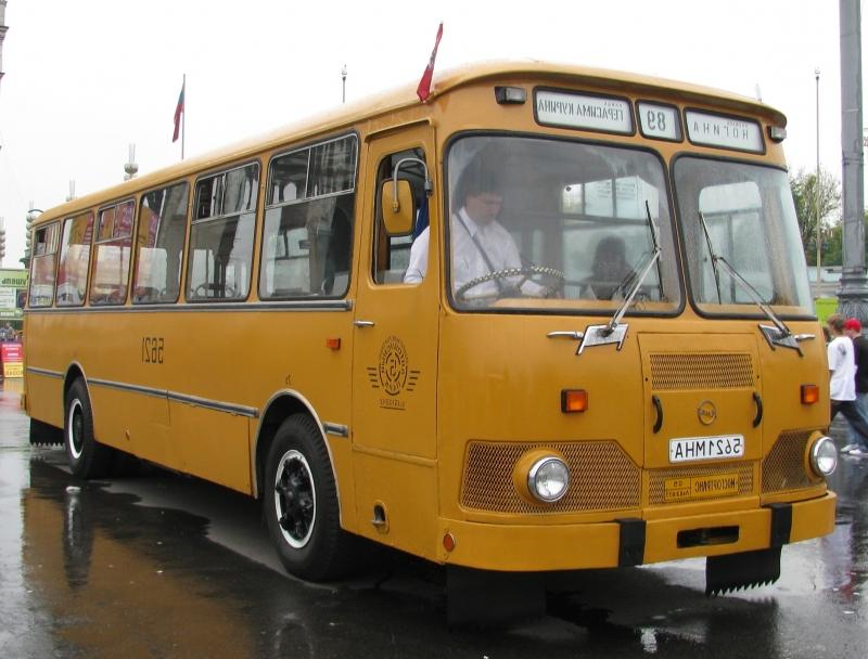ЛіАЗ 677