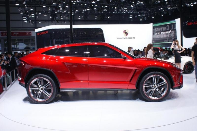 ,   Lamborghini Urus   170...