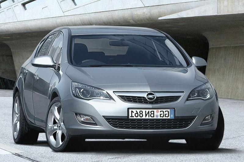 Opel Astra Hybrid