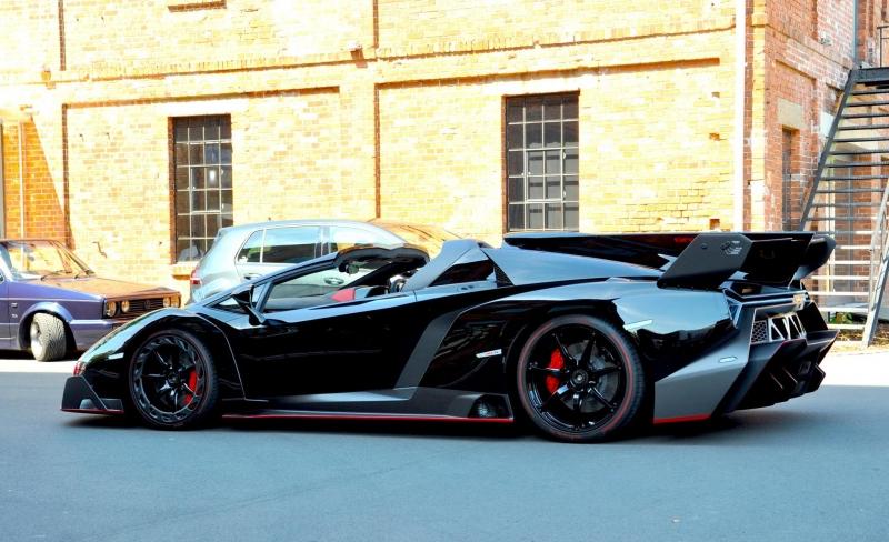 First Lamborghini Veneno Roadster Delivered