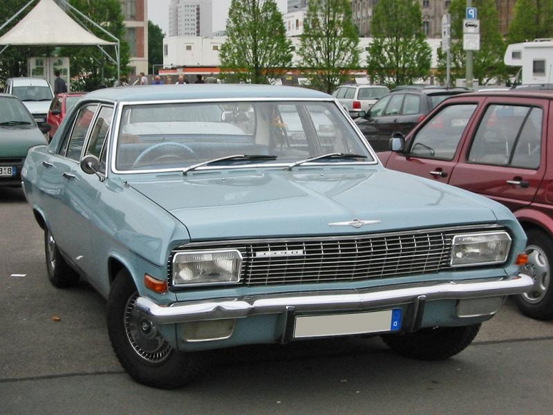Opel Admiral: 2 