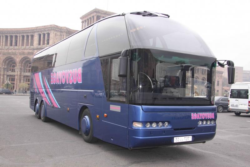 Автобус Neoplan 516 b