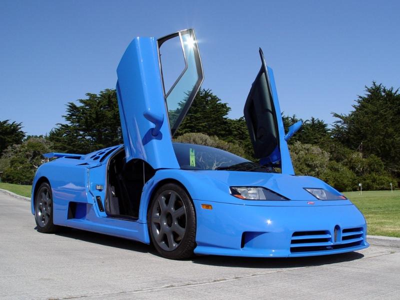 Bugatti EB 110    ...