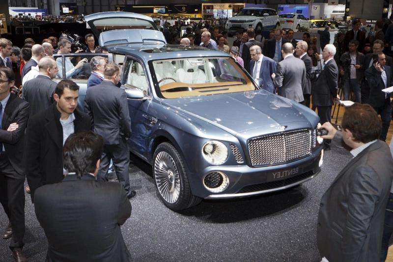 Внедорожник Bentley будет делиться своими основами с соответствующими...
