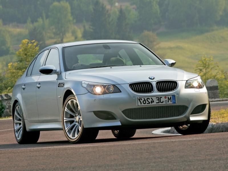BMW M5: 6 фото