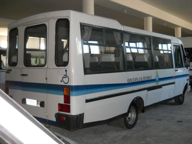 Фото 2: школьный автобус IVECO Daily 49.10
