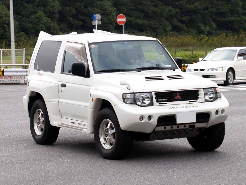 Mitsubishi Pajero Evolution II