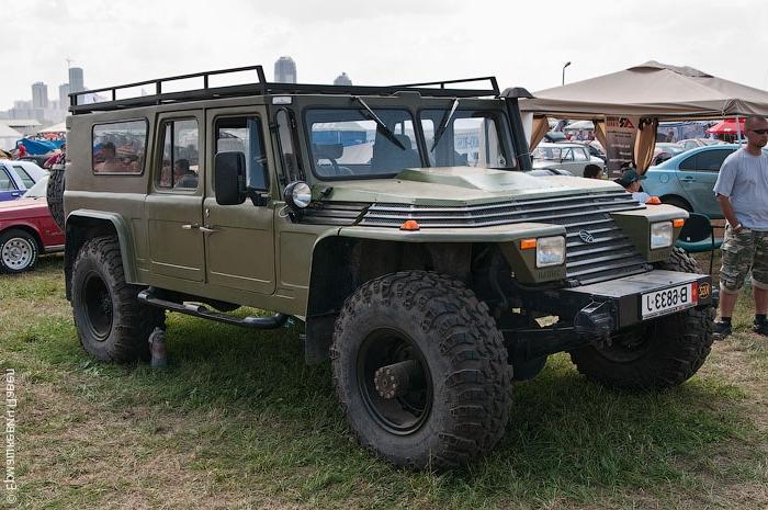 Toyota Mega Cruiser японский армейский внедорожник