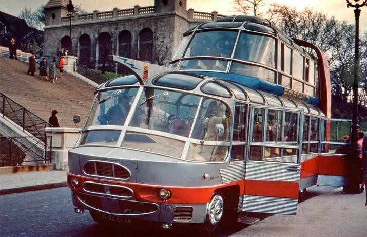 И по сегодняшним меркам очень прикольный автобус. Из него бы вышел...