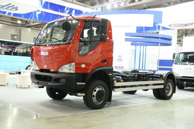 Впервые в России представлен автомобиль AVIA D120 4x4.