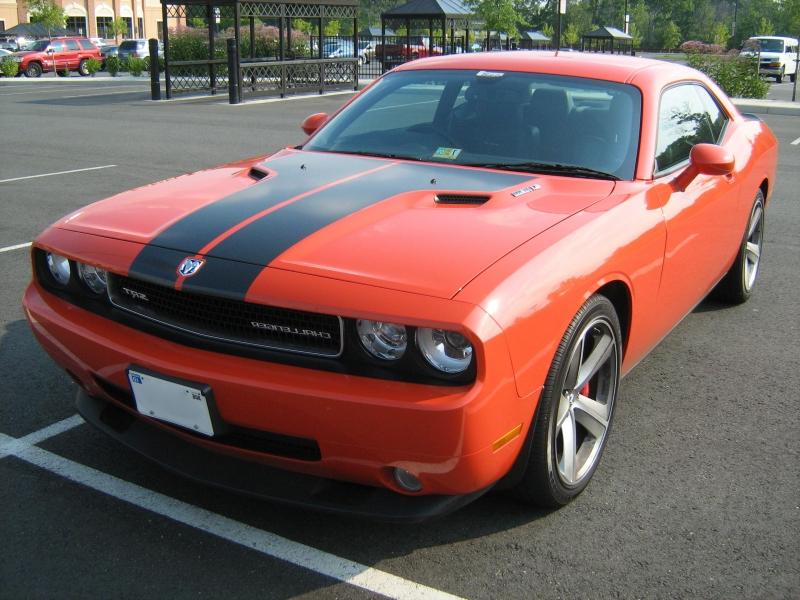 Dodge Challenger SRT8