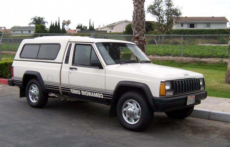 Jeep Comanche Chief with aftermarket modifications