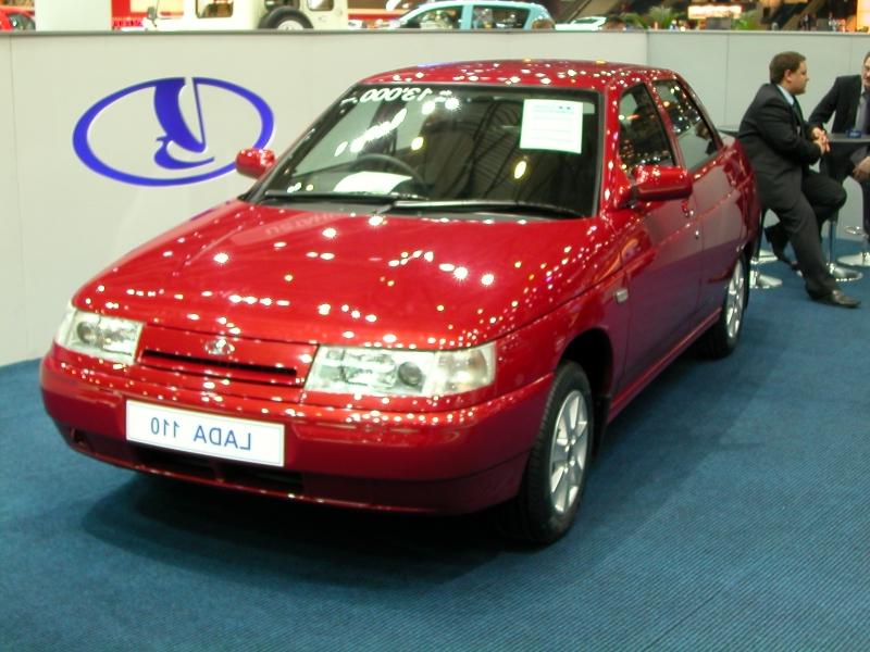 Lada 110 in Geneva 2005.jpg