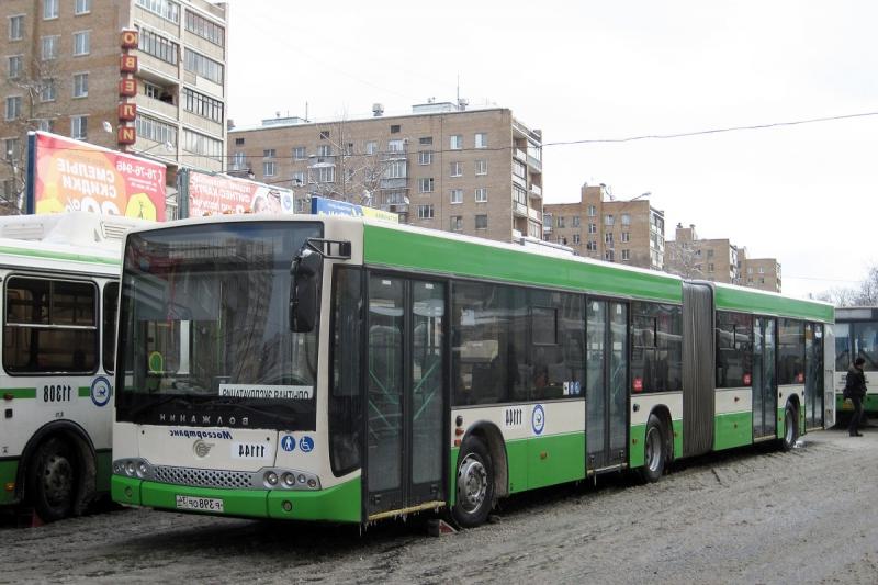 Москва, № 11144 u2014 Волжанин-6271